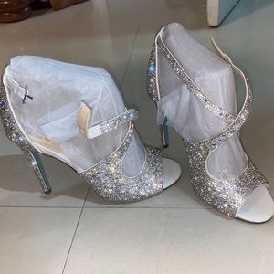 Betsey Johnson diamonds and pearls heels